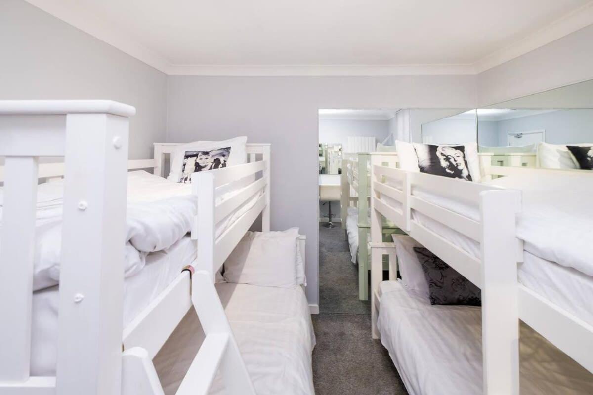 Host & - The Old Coach House On Margaret Street Hébergement de vacances *